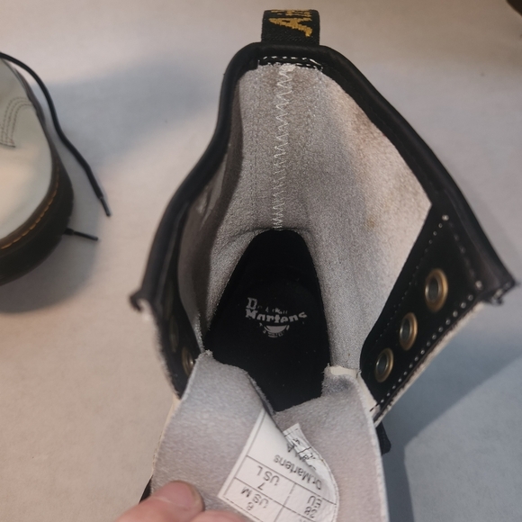 Doc Martens White Leather Zavala 1460 Boots - Picture 10 of 16